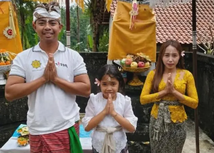 Bale Tirta Balinese Tropical *